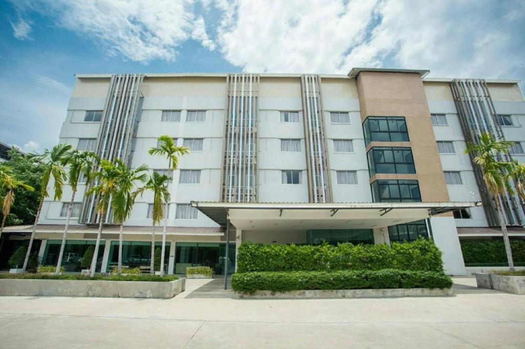 Veethara Boutique Hotel Udon Thani Exteriör bild