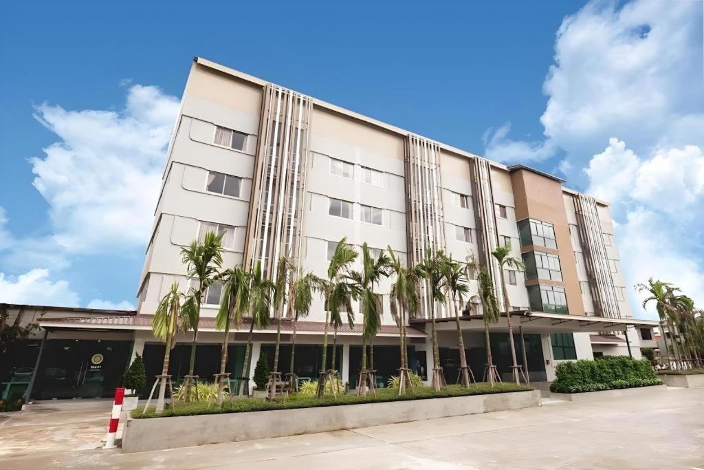 Veethara Boutique Hotel Udon Thani Exteriör bild