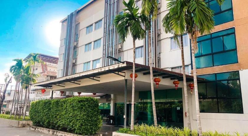 Veethara Boutique Hotel Udon Thani Exteriör bild