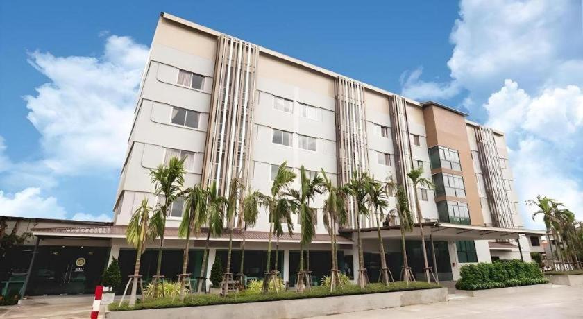 Veethara Boutique Hotel Udon Thani Exteriör bild
