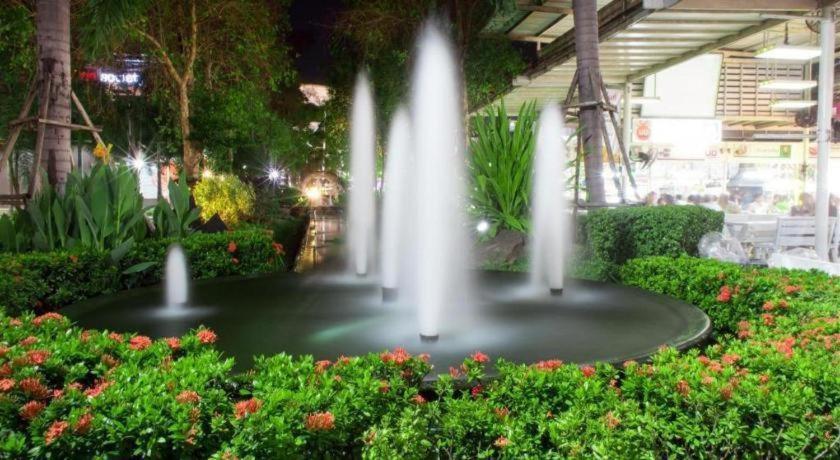 Veethara Boutique Hotel Udon Thani Exteriör bild