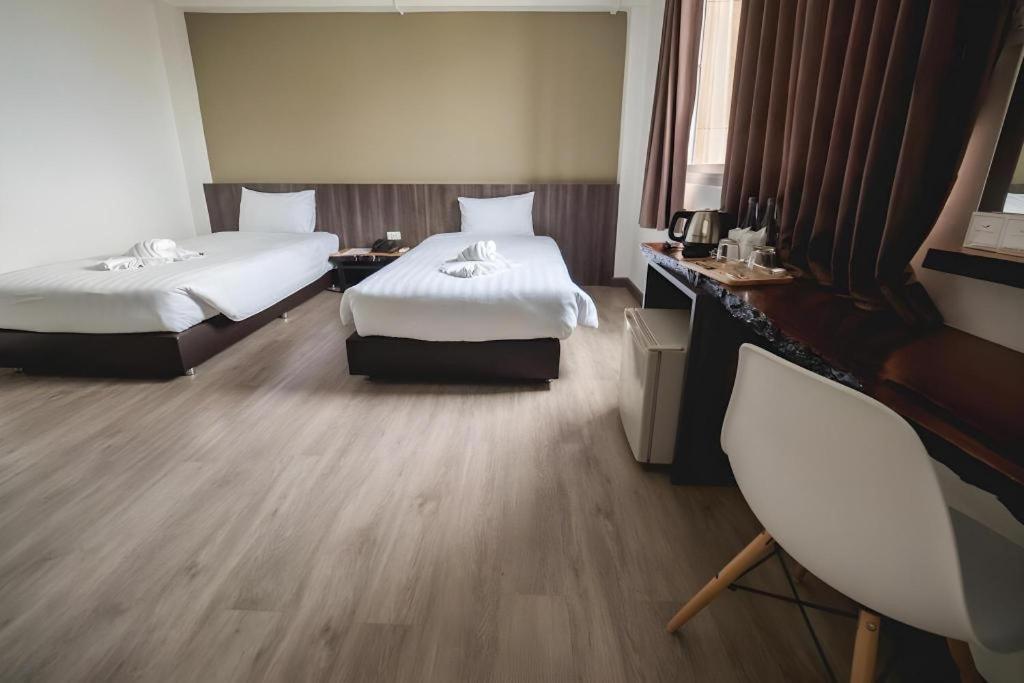 Veethara Boutique Hotel Udon Thani Exteriör bild